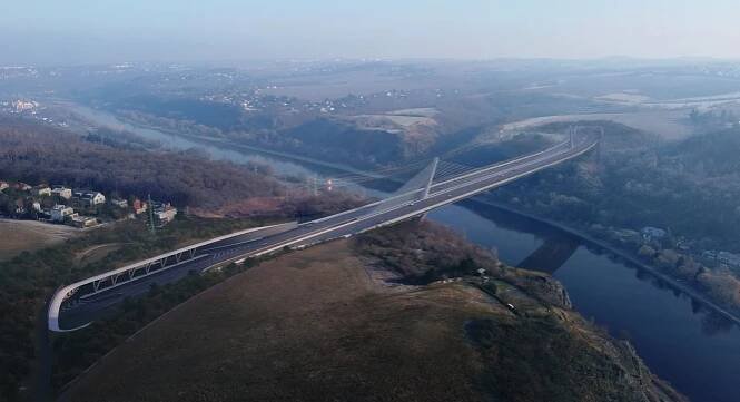Nový most přes Vltavu: Architektonická dominanta Pražského okruhu, nebo zásah do srdce krajiny?