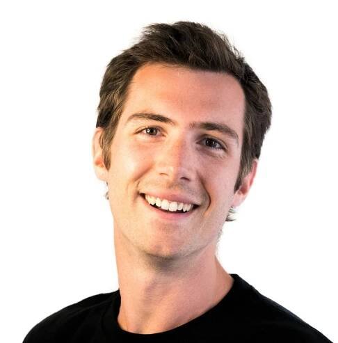 Julien Salinas, zakladateľ a CTO NLP Cloud – Séria rozhovorov