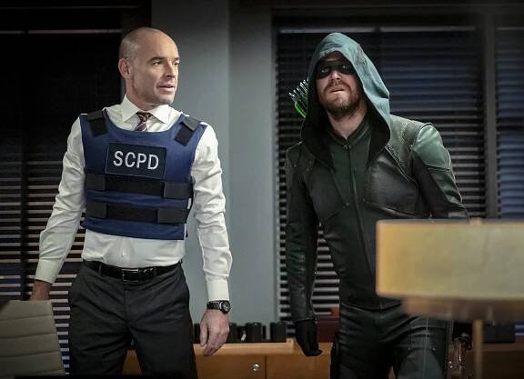 Paul Blackthorne, Stephen Amell - Arrow - Reset - Z filmu