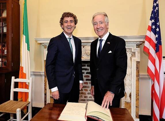 Richard Neal - Wikipedia