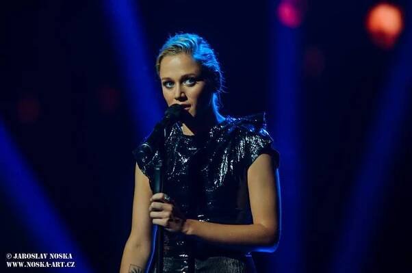 Novou SuperStar se stala favorizovaná Tereza Mašková, k vítězství ji posunula píseň Věry Špinarové