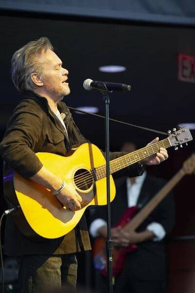John Mellencamp’s Dark But Rewarding ‘Orpheus Descending:’ Review | Best Classic Bands 