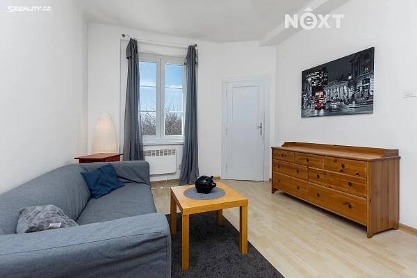 Pronájem bytu 1+kk 30 m², Světická, Praha 10 - Strašnice