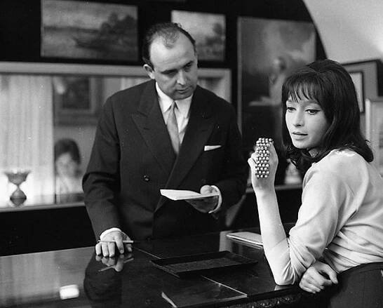 Vlastimil Fišar, Krystyna Mikołajewska - Dita Saxová - Z filmu