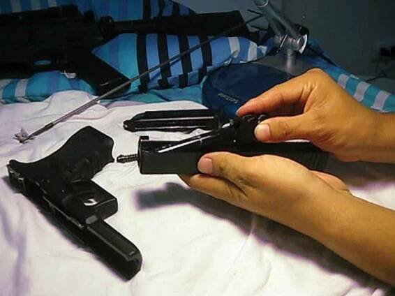 Disassembly, cleaning and assembly of WE Glock 17 Part 2 - video Dailymotion