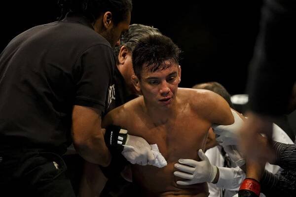 Losing Moment Of Miguel Torres Wallpaper