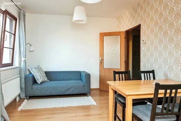 Pronájem bytu 3+kk 70 m² (Podkrovní), Brněnská, Mikulov