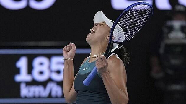 Americká tenistka Madison Keysová slaví vítězství ve finále Australian Open.
