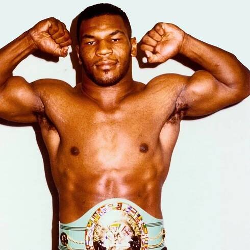 Mike Tyson - vrcholy a pády boxerskej legendy | Šport