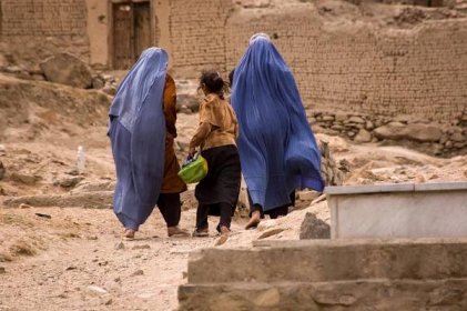 Duchovní v Afghánistánu zakázali sebevražedné útoky, záhy se stali terčem atentátníka