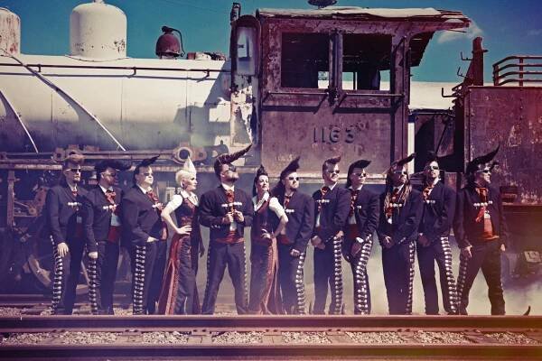 Leningrad Cowboys — PIXELEYE INDUSTRIES | Designstudio & Filmproduction 