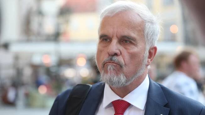 David: Máme vládu s mentalitou protektorátních úředníků. Zajistila plyn, reagoval Vondra