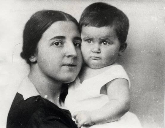 Stalin byl diktátor i doma: Manželku znásilnil! Po její podezřelé smrti nechal popravit lékaře