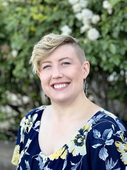 Unlock the Pro Wedding Calligrapher Course by Shaochen Wu of Monstera Gold — Business Resources for Calligraphers