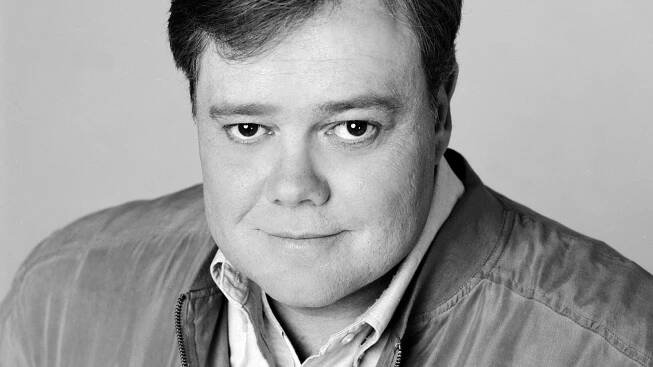 Louie Anderson, Stand-Up Legend and 'Baskets' Actor, Dead at 68