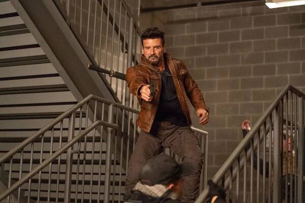 Mistrovská úroveň - Z filmu - Frank Grillo
