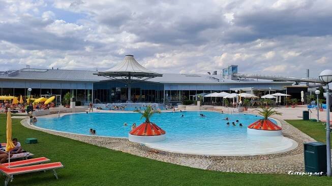Therme Laa