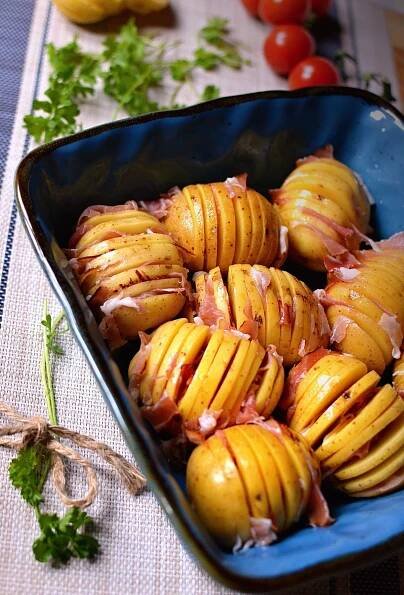 Parmezánové brambory zapečené se schwarzwaldskou šunkou