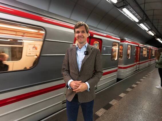 7 perliček o pražském metru, kterými oslníte u piva