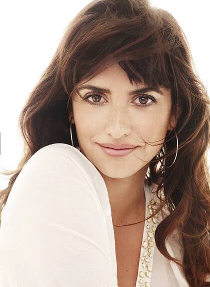 Letná slávnosť s Penélope Cruz prichádza do predajní Lindex