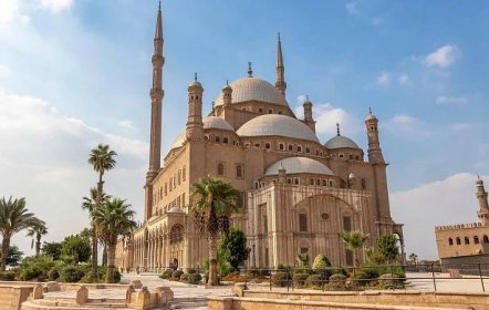 Alabastrová mešita v Káhiře je nepřehlédnutelná