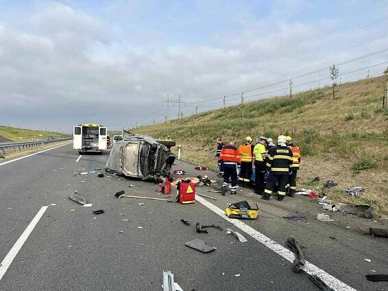 Dopravní nehoda na dálnici D6.