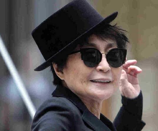 Yoko Ono Biography - Facts, Childhood, Family Life & Achievements