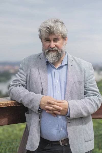 Vánoční strom pro Staroměstské náměstí byl pokácen na Českolipsku, rostl přes 50 let (prazskypartiot.cz) - Michal Hroza