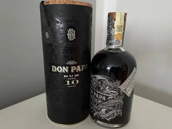 Don Papa 10y 0,7l 43% GB L.E. s korkovou zátkou s CZ kolkem | Rums.cz