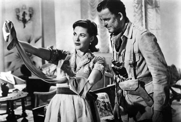 HOTEL SAHARA, from left: Yvonne DeCarlo, David Tomlinson, 1951