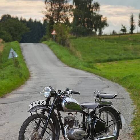 Muzeum historických vozidel 52