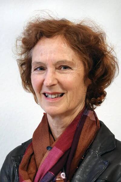 Bibliothekarin Frau Beate Martin