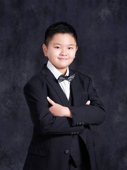 Michael Phillipe Andree - World's Best Musicians Competition