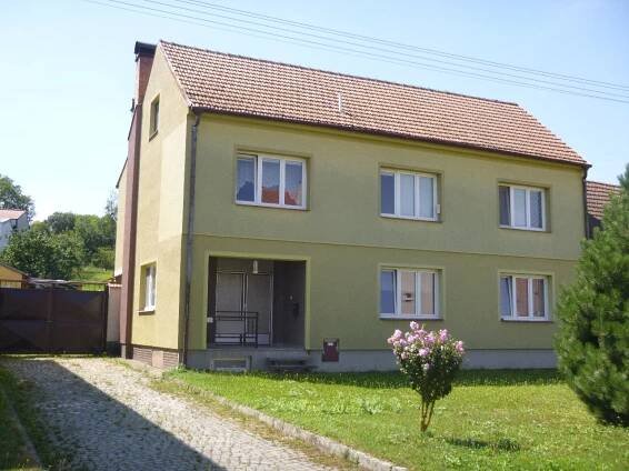 Podíl na rodinném domě v obci Rašovice, okr. Vyškov | Exekutorský úřad Přerov