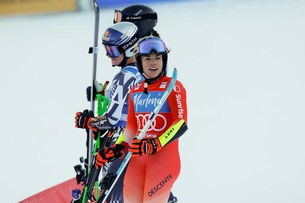 Lara Gutová-Behramiová ovládla obrovský slalom v Kronplatzi - výsledky | SPORTNET