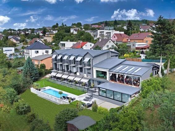 Restaurant a Pension U hradu - Šternberk