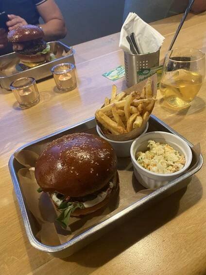 Q Burger bar foto 6