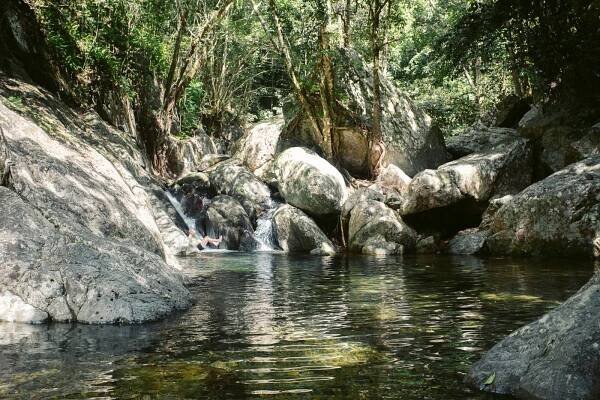 STONEY CREEK SWIMMING HOLE