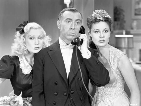 Dorothea Kent, George Chandler, Barbara Read - Behind the Mask - Z filmu