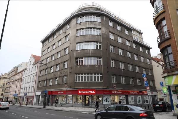 FOTO: S manželkou má Dalibor Gondík napůl byt na Novém Městě v Praze, Žitná ulice.
