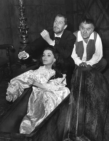 THE HAUNTED PALACE, (clockwise), Debra Paget, Vincent Price, Lon Chaney, Jr, 1963