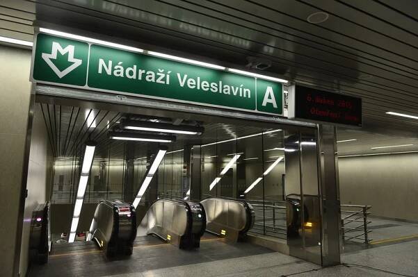 Zpackaný Veleslavín: Portýry možná nahradí pás. Za 8 měsíců a 3 miliony!