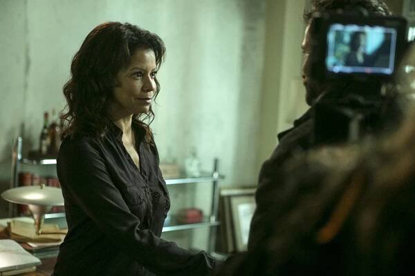 Falling Skies - Be Silent and Come Out - Z natáčení - Gloria Reuben
