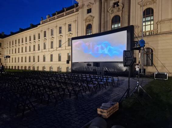 Projekce filmu „Vlny“ v sídle Úřadu vlády ČR – kinoservis.eu