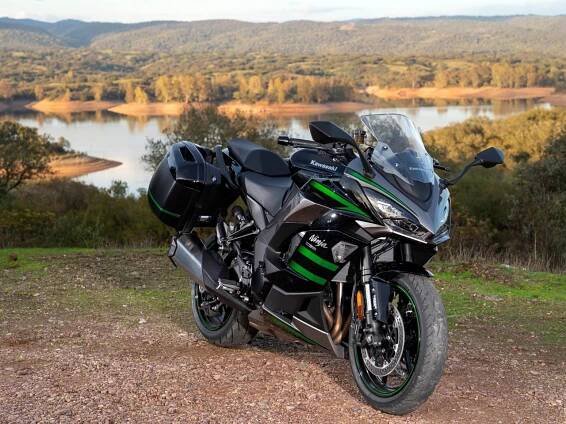 KAWASAKI NINJA 1000SX (2020 - on) Review
