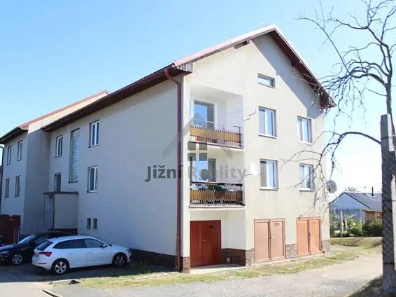 Prodej bytu 4+1 90 m²