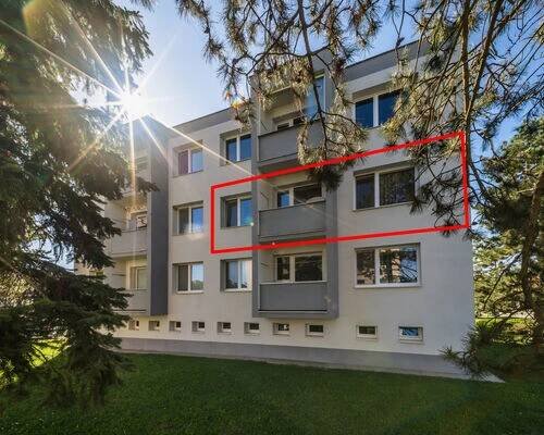 Fotografie nemovitosti - Prodej bytu 3+1 v obci Ostrožská Nová Ves