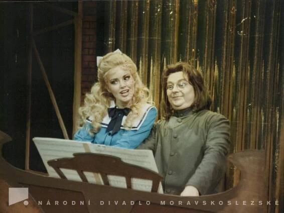 Eva Zbrožková - životopis | Národní divadlo moravskoslezské