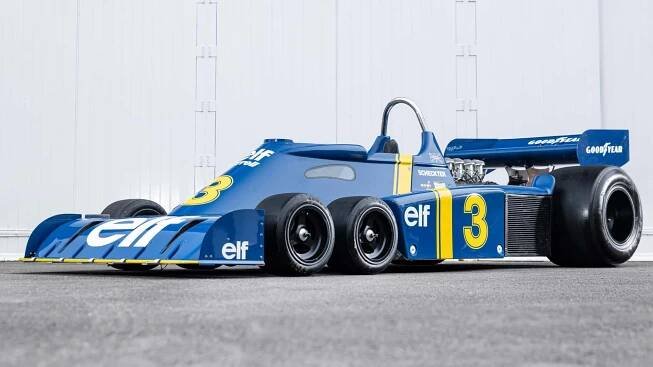 Nechcete asi nejpodivnější monopost F1 historie? Šestikolový Tyrrell míří do aukce