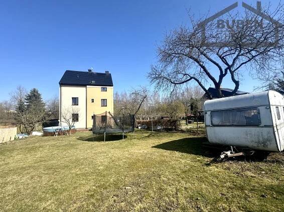 Rodinný dům (3 bytové jednotky) se zahradou 625 m² - Cheb - Háje, ul. K Hájům | BUBEN HOMES s.r.o.